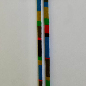 Stripete skjerf i dempede farger